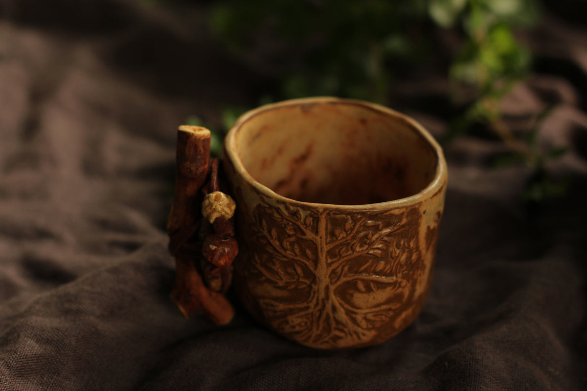 Stoneware Mug with Wooden Handle
